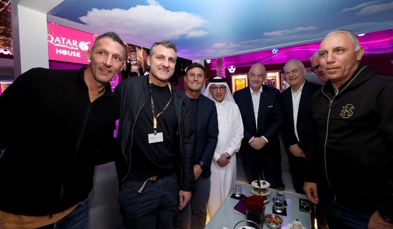 Qatar Airways Brings Football Legends Together to Host Live Draw for FIFA Legends Cup